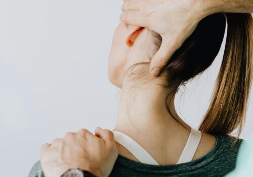 When should I see a chiropractor?